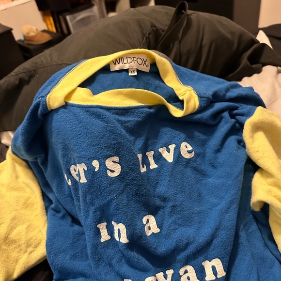 Wildfox Let’s Live in a Caravan Sweater, Sz XS - Picture 2 of 3